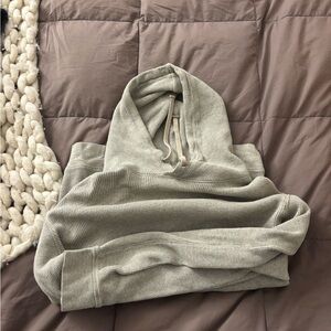 Everlane Men's Light Gray Hoodie Sweater
